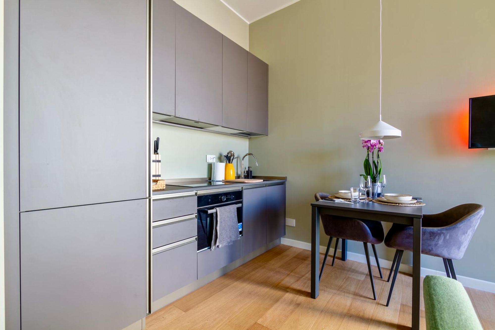 Urban Luxury - Bright And Central Apartment Milan Exterior photo